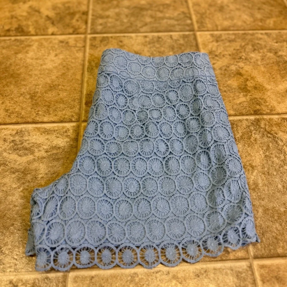 Ann Taylor Loft Women Blue Circle Lace Scalloped Hem Shorts Size 4 Side Zip